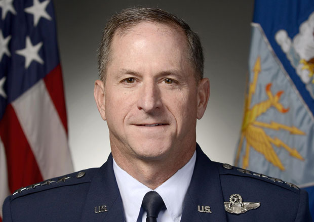 Срби га оборили, а ускоро ће водити авијацију Америке!